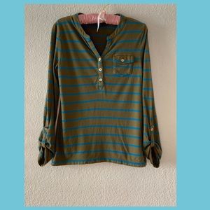 Tommy Hilfiger | Tab-Sleeve Shirt | Small | GUC